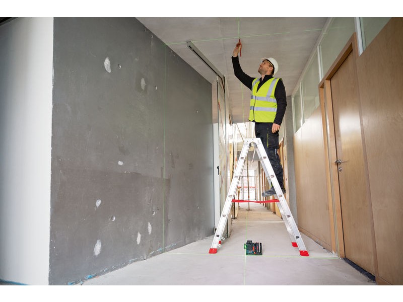 Linijski laser Bosch GLL 18V-120-33 CG v L-BOXX, 0601065100